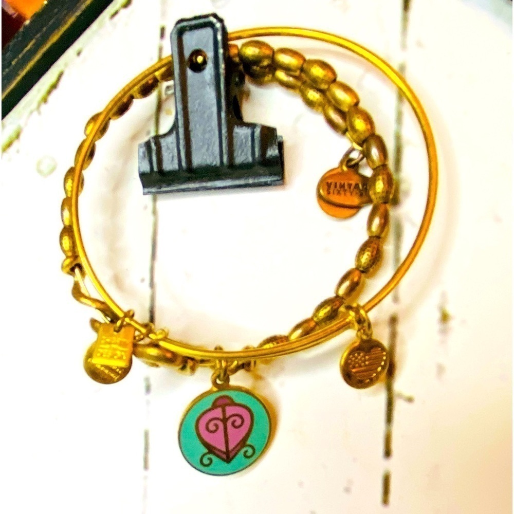 Alex and Ani The Way Home and Heart 2 piece bracelets.   Box 12-46